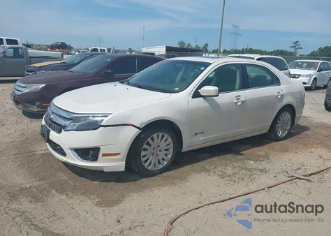 2010 Ford Fusion Hybrid from USA, damaged, VIN 3FADP0L3XAR365084